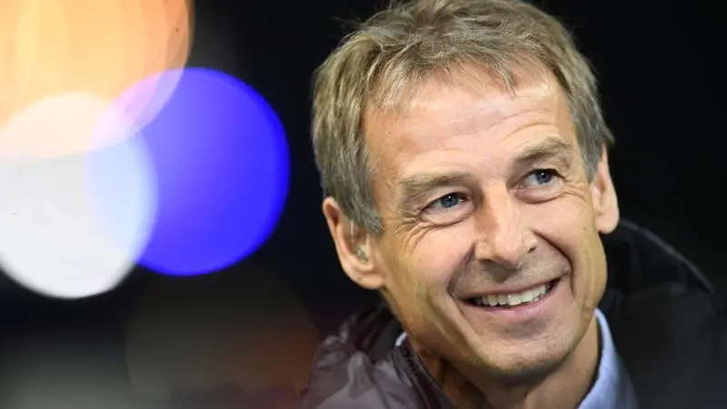 Người hâm mộ ĐT Hàn Quốc phẫn nộ với HLV Klinsmann