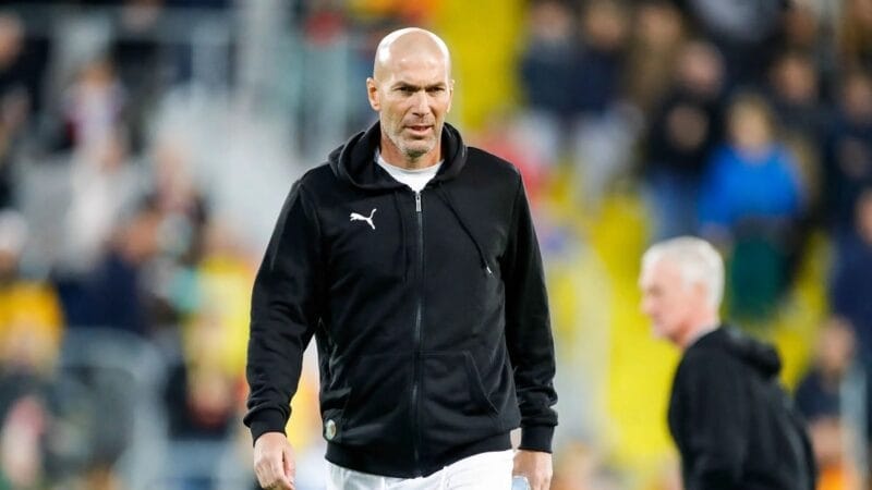 HLV Zidane đã rời xa bóng đá khá lâu