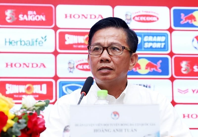 HLV Hoàng Anh Tuấn sẽ đảm nhiệm chiếc ghế nóng tại U23 Việt Nam (Ảnh: VFF).