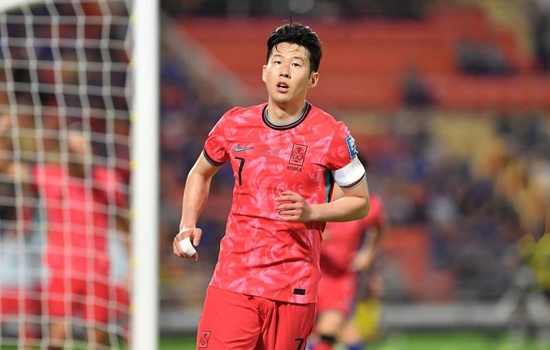 Son Heung Min nâng tỷ số lên 2-0 cho Hàn Quốc (Ảnh: Getty).
