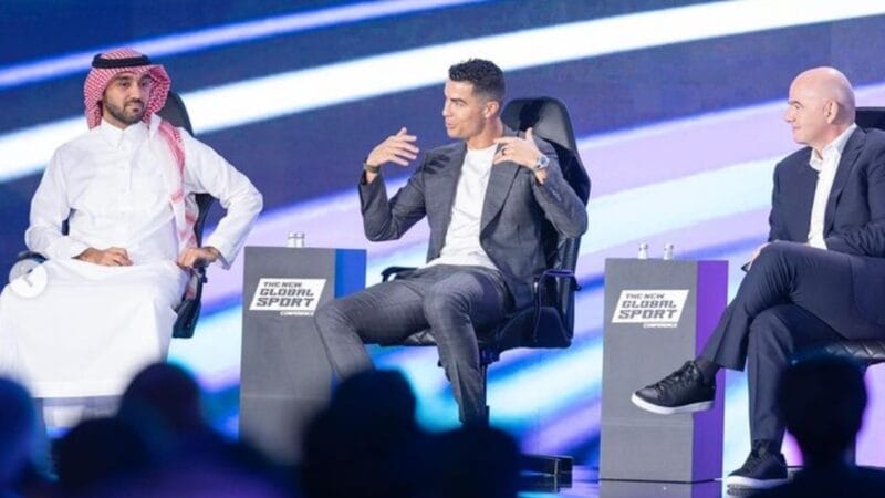 Ronaldo làm gương mặt đại diện ở EWC
