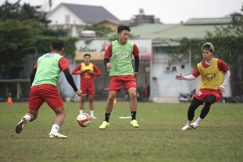 Xuân Trường đã có buổi tập đầu tiên cùng Hà Tĩnh (Ảnh: Hong Linh Ha Tinh FC).