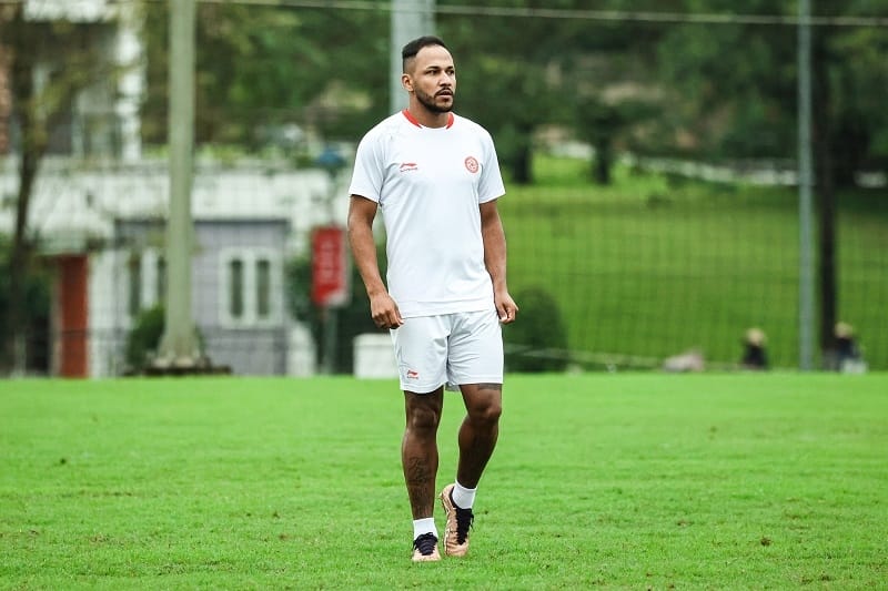 Adriano đã bắt đầu tập luyện cùng Viettel (Ảnh: Thể Công–Viettel FC).