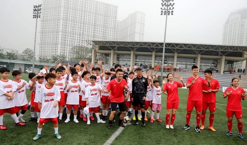Loạt tuyển thủ Việt Nam tham dự trận đấu đặc biệt trước thềm đại chiến Indonesia
