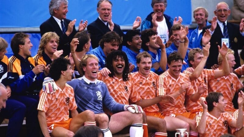 Hà Lan có lần đầu tiên vô địch Euro 1988