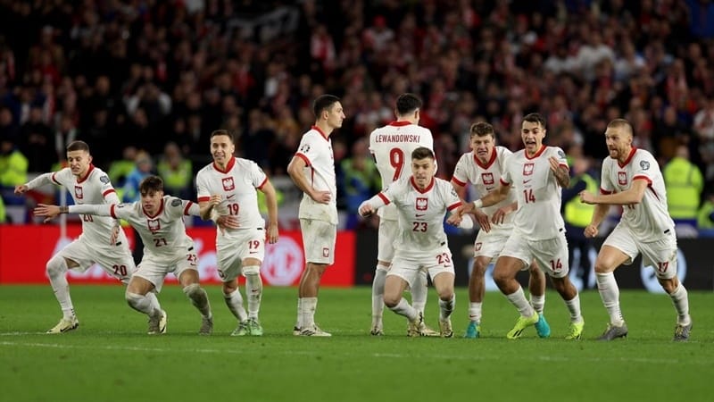 Ba Lan giành vé dự Euro 2024.