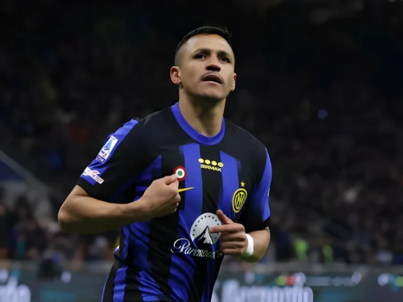 Sanchez ghi bàn ấn định tỷ số cho Inter (Ảnh: Getty).