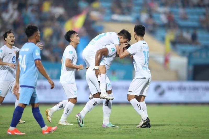 Kết quả bóng đá Nam Định vs Bình Dương: Phạt đền kịch tính, sân Thiên Trường mở tiệc