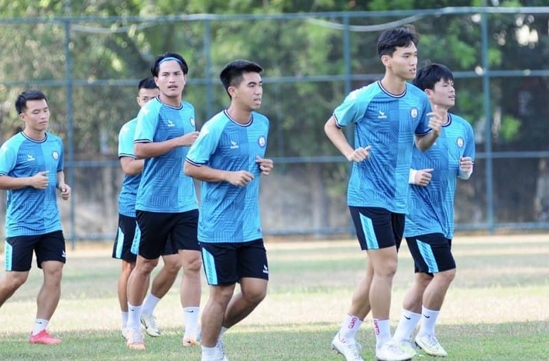 Cầu thủ Khánh Hòa chán nản vì bị nợ lương, thưởng gần 20 tỷ đồng