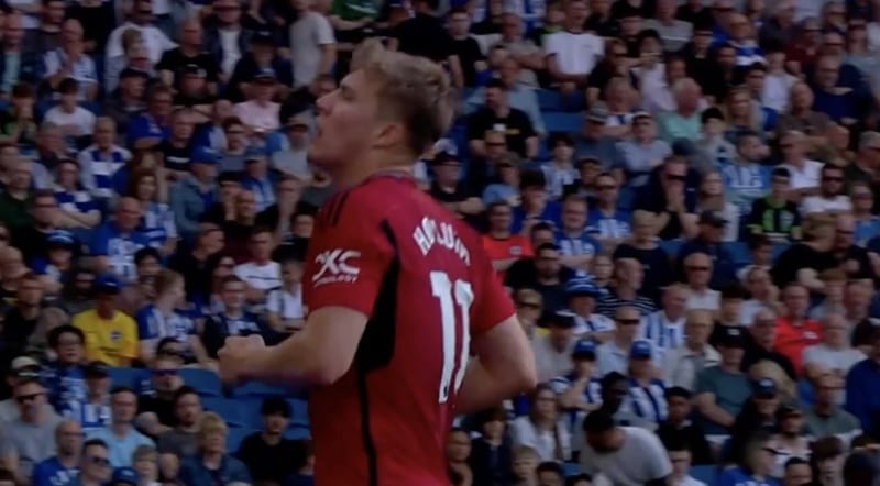 Kết quả bóng đá Brighton vs Man United: Hojlund độc diễn, Quỷ đỏ thắng cách biệt