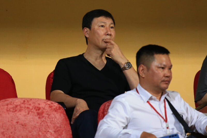 HLV Kim Sang Sik gọi hàng loạt cầu thủ Nam Định lên ĐT Việt Nam (Ảnh: VNExpress).