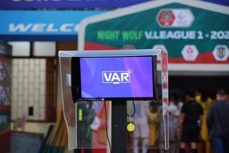 4 trận đấu áp dụng VAR tại vòng 18 V-League