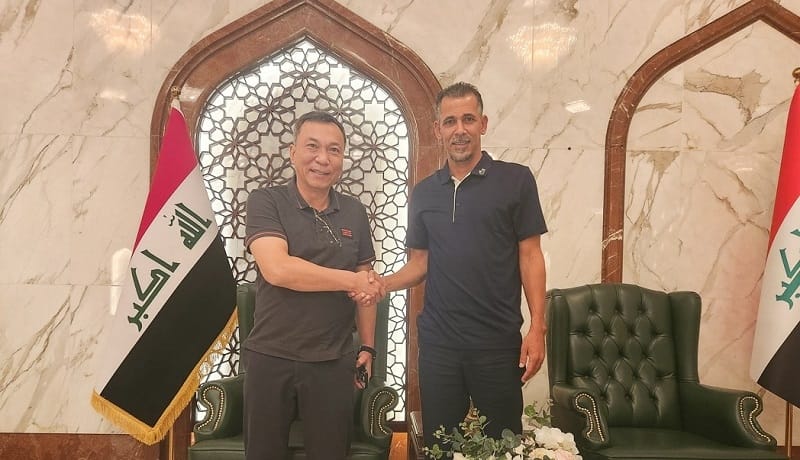 Chủ tịch Trần Quốc Tuấn gặp gỡ Phó chủ tịch LĐBĐ Iraq Younis Mahmoud (Ảnh: VFF).