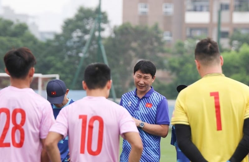 HLV Kim Sang-sik đã có trận ra mắt thuận lợi (Ảnh: VFF).