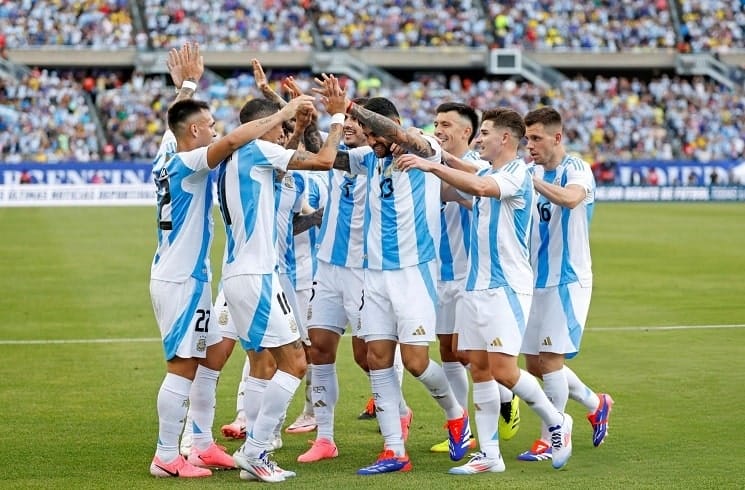 Kết quả bóng đá Argentina vs Ecuador: Thắng lợi nhẹ nhàng