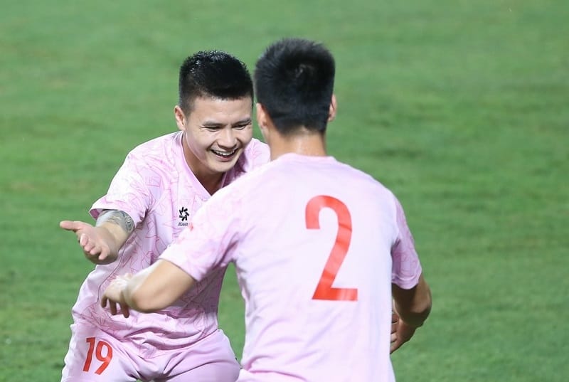 Quang Hải không quá lo lắng dù Philippines có thêm cầu thủ nhập tịch (Ảnh: VFF).