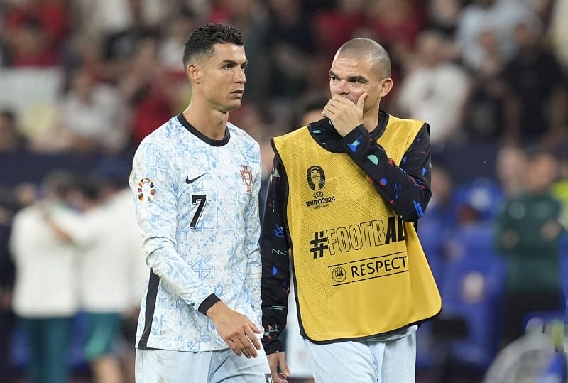 Pepe cho rằng Ronaldo vẫn đóng góp nhiều cho Bồ Đào Nha dù không ghi bàn.