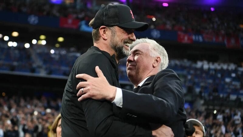 HLV Ancelotti tiết lộ áp lực khiến Jurgen Klopp rời Liverpool