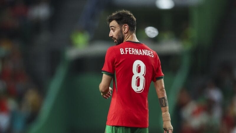 Bruno Fernandes thừa nhận bất ngờ dù Bồ Đào Nha thắng trận