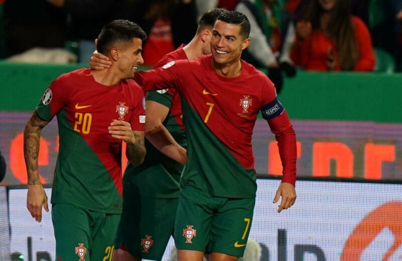 Bồ Đào Nha được đánh giá cao hơn Croatia.