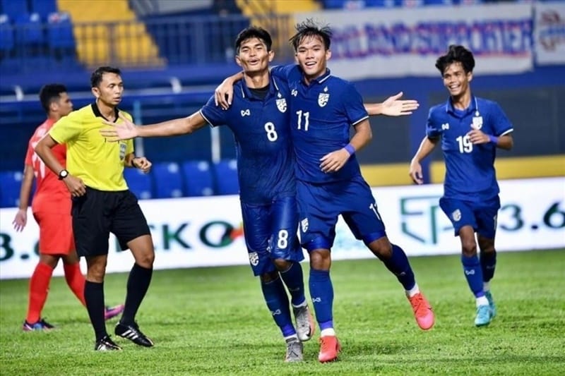 Kết quả bóng đá U19 Thái Lan vs U19 Singapore: Thẻ đỏ phút bù giờ, ngày ra quân nhọc nhằn