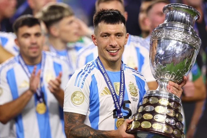 Giúp Argentina vô địch Copa, sao Man United được khen hay nhất thế giới